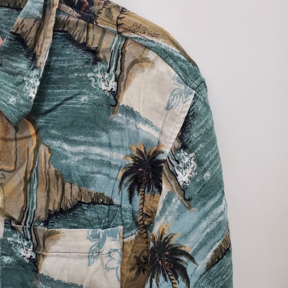 Cherokee Waikiki Wear Vintage Men's Blue Tan Hawaiian Wood Button Up Shirt Sz M - Picture 2 of 7